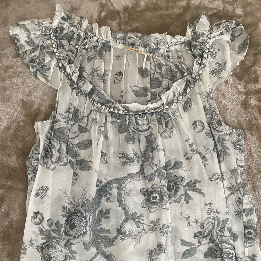Floral Print Sleeveless Ruffle Top